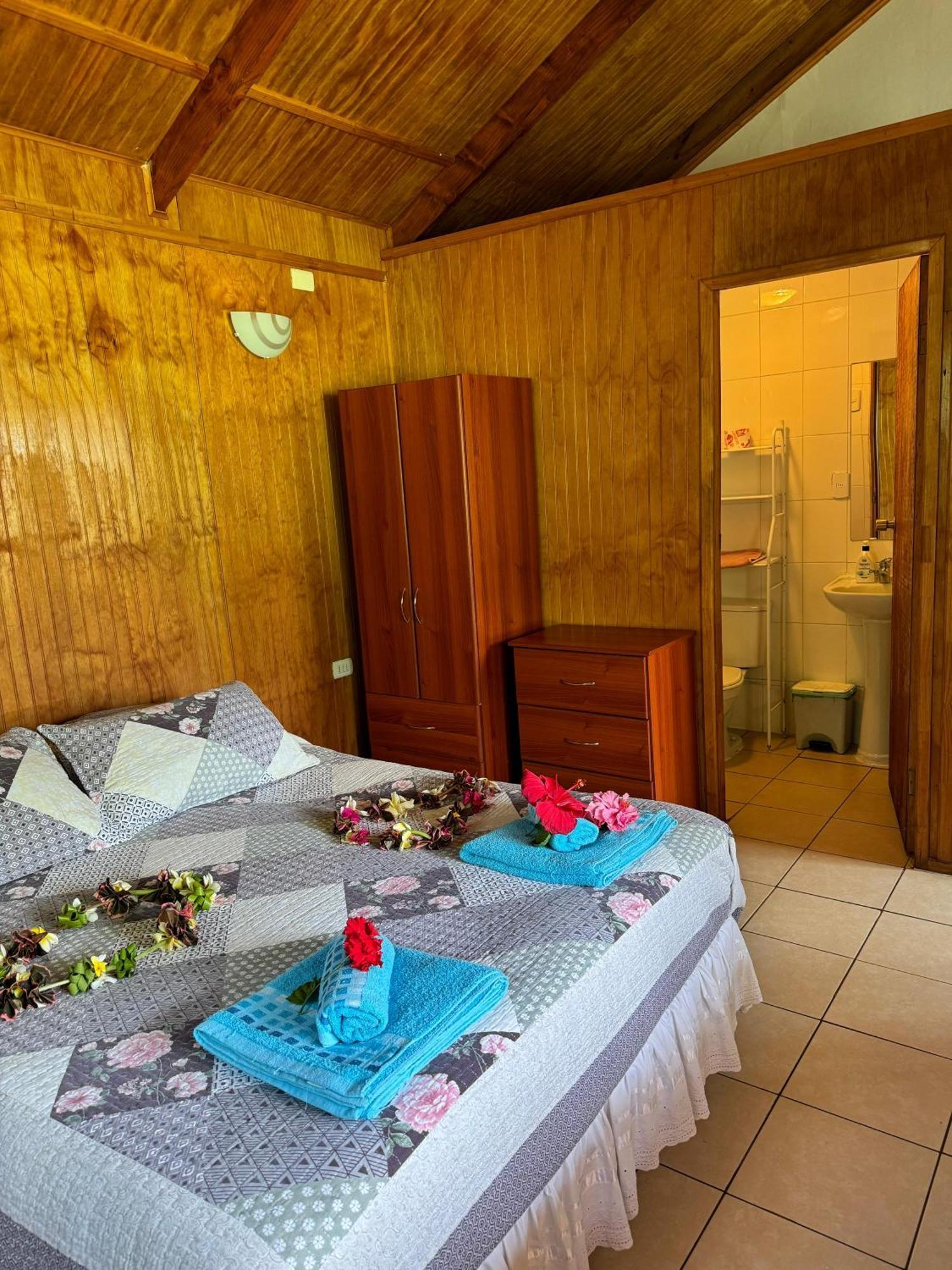 Cabanas Tangaroa Y Hamea Hanga Roa Eksteriør billede