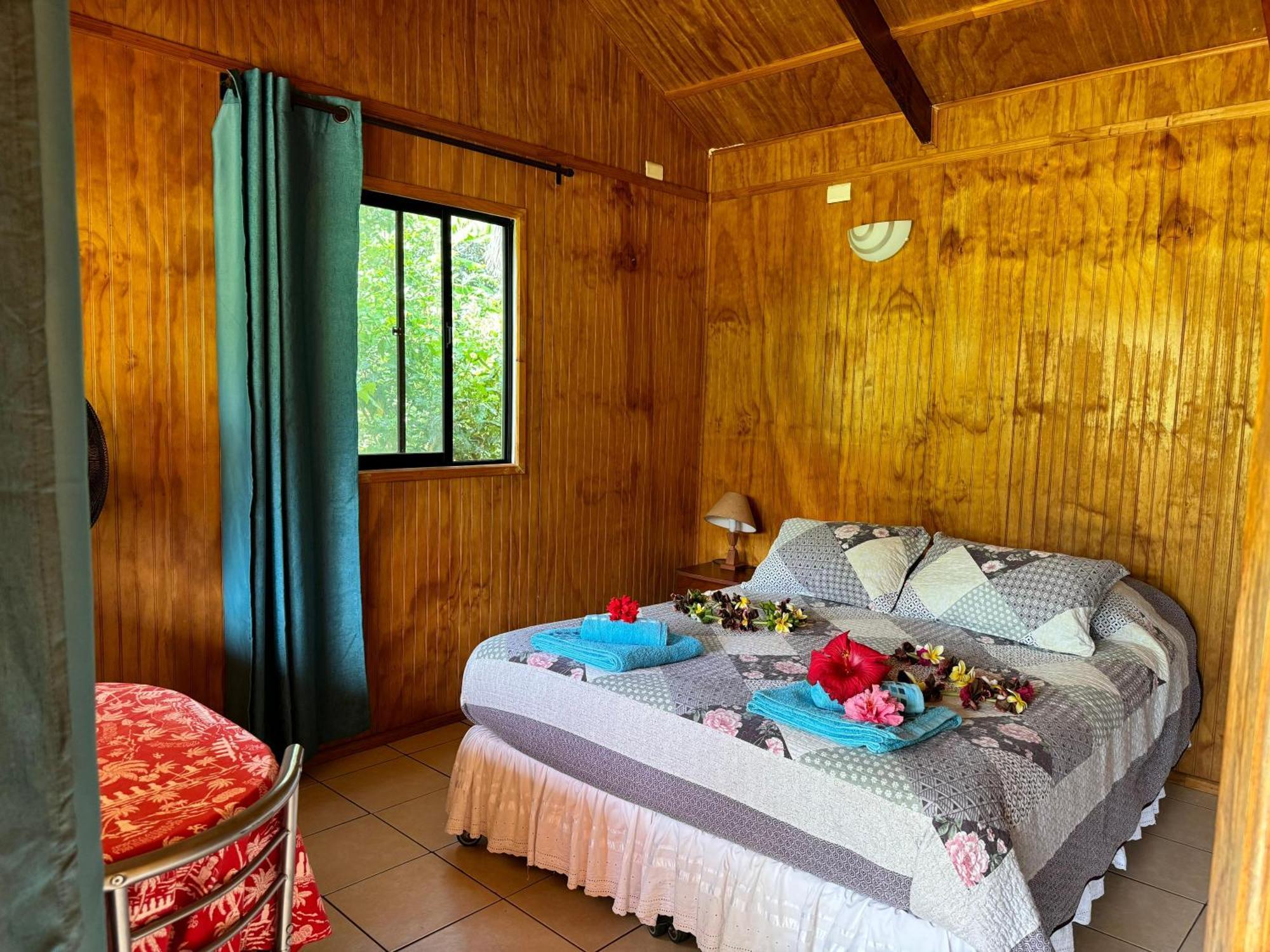 Cabanas Tangaroa Y Hamea Hanga Roa Eksteriør billede